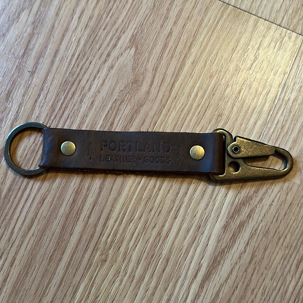 Portland Leather long Canyon keychain